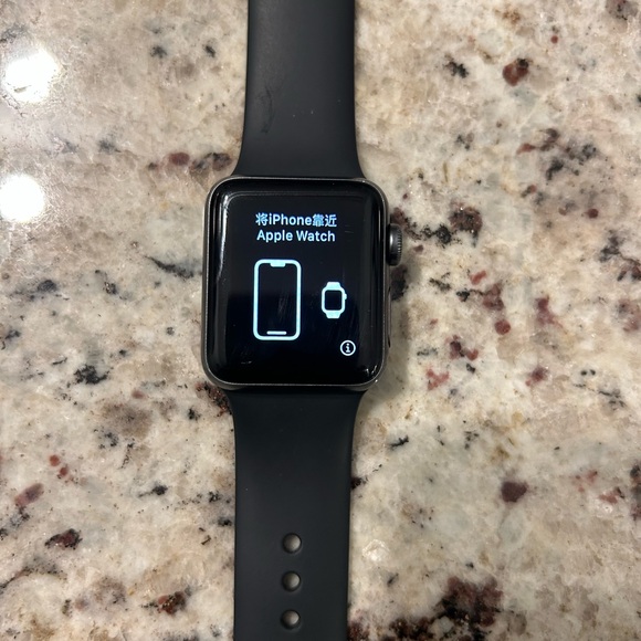 Apple Watch Series 3 (Wi-Fi Only) - Picture 2 of 2